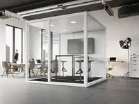 Raumlösung Cube als freistehender Meetingraum mit schneller Installation und flexibler Integration in moderne Bürokonzepte